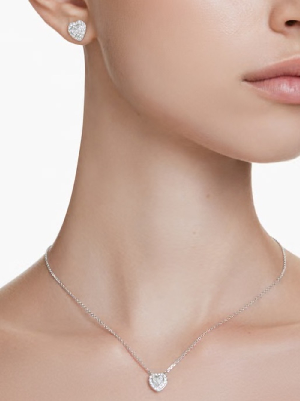 Ariana Grande x Swarovski Heart Pendant NIB Retail:$159 - Picture 2 of 7